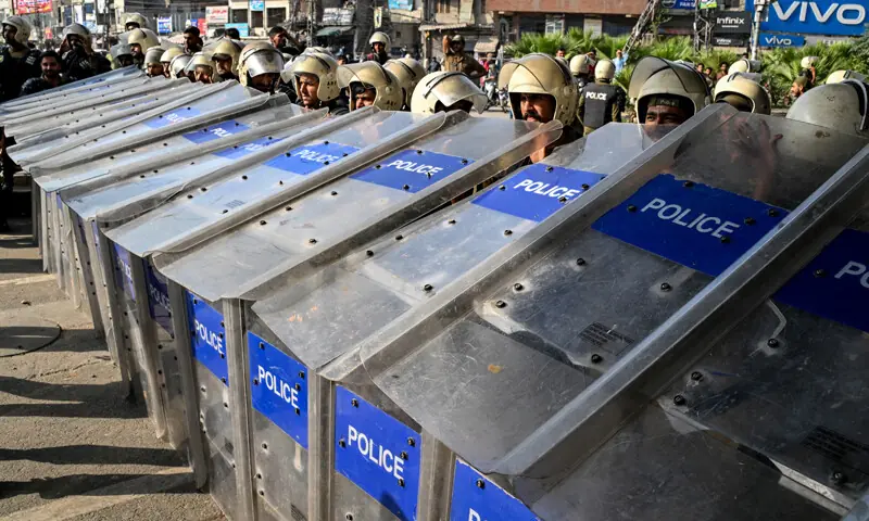 احتجاجی مظاہروں سے قبل پنجاب آئی جی کا انتباہ — “کسی گروہ یا فرد کو قانون ہاتھ میں لینے کی اجازت نہیں دی جائے گی